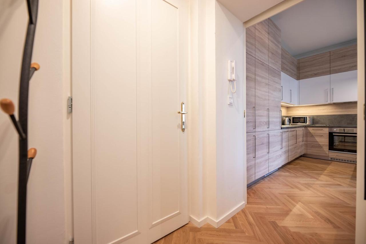 Friendly Apartments In براغ المظهر الخارجي الصورة