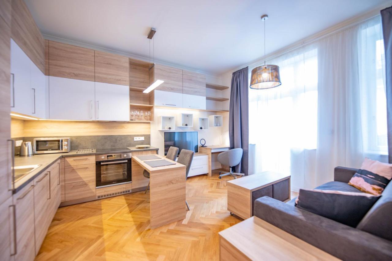 Friendly Apartments In براغ المظهر الخارجي الصورة