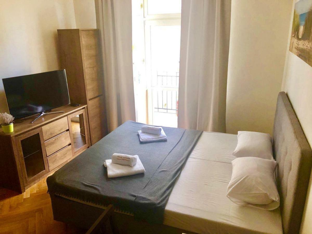 Friendly Apartments In براغ المظهر الخارجي الصورة