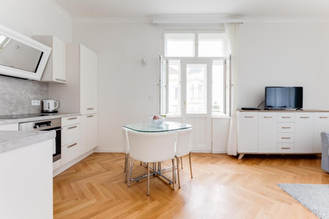 Friendly Apartments In براغ المظهر الخارجي الصورة