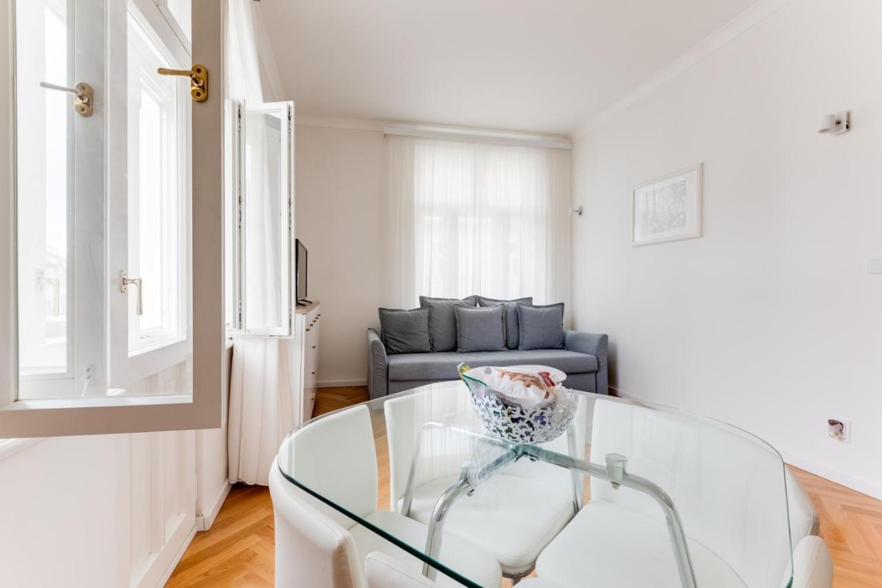 Friendly Apartments In براغ المظهر الخارجي الصورة
